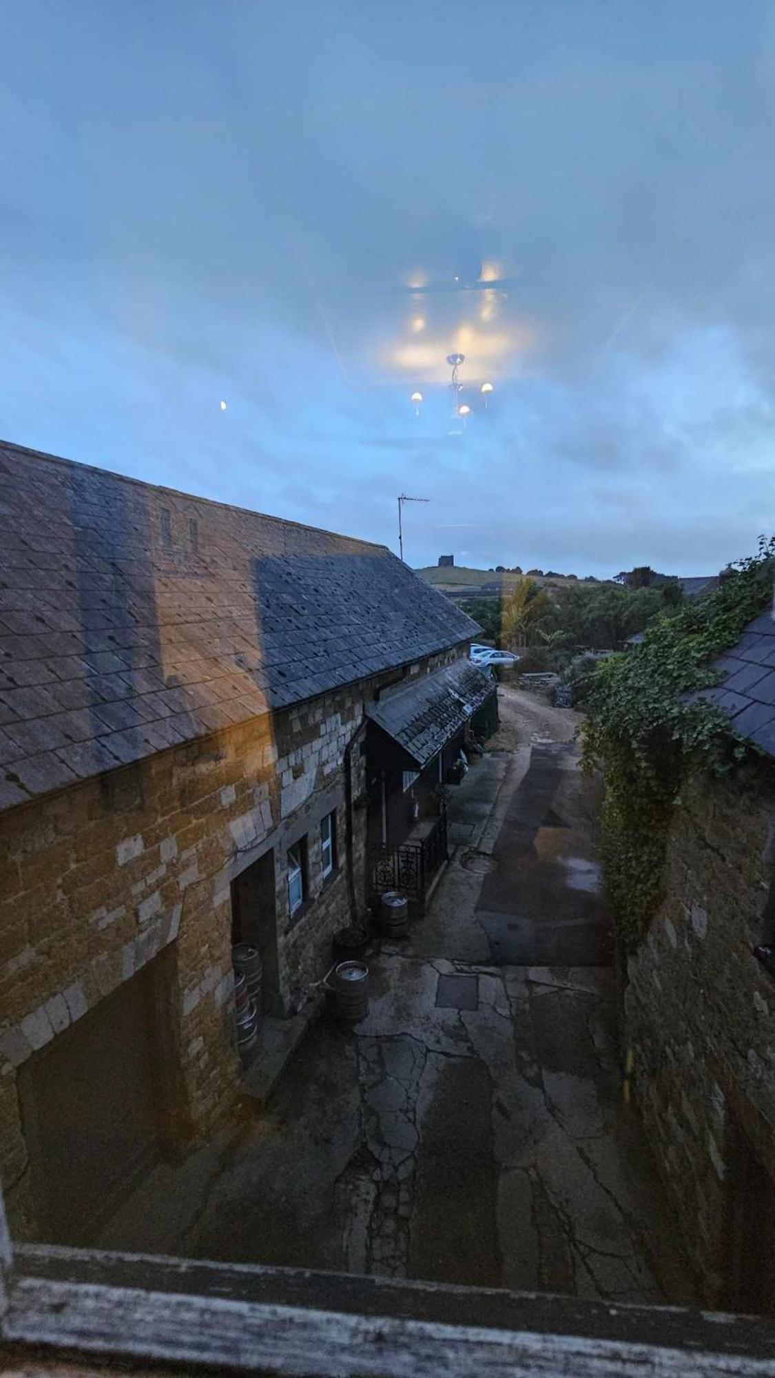 The Ilchester Arms Hotel Абътсбъри Екстериор снимка