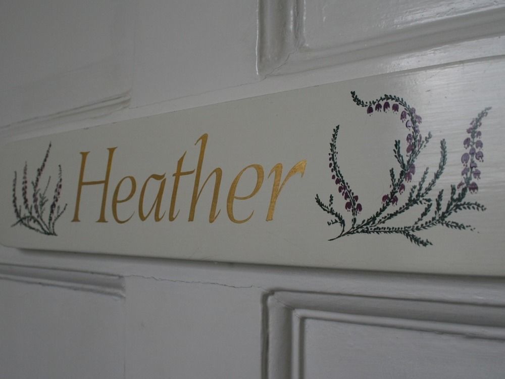 The Ilchester Arms Hotel Абътсбъри Екстериор снимка